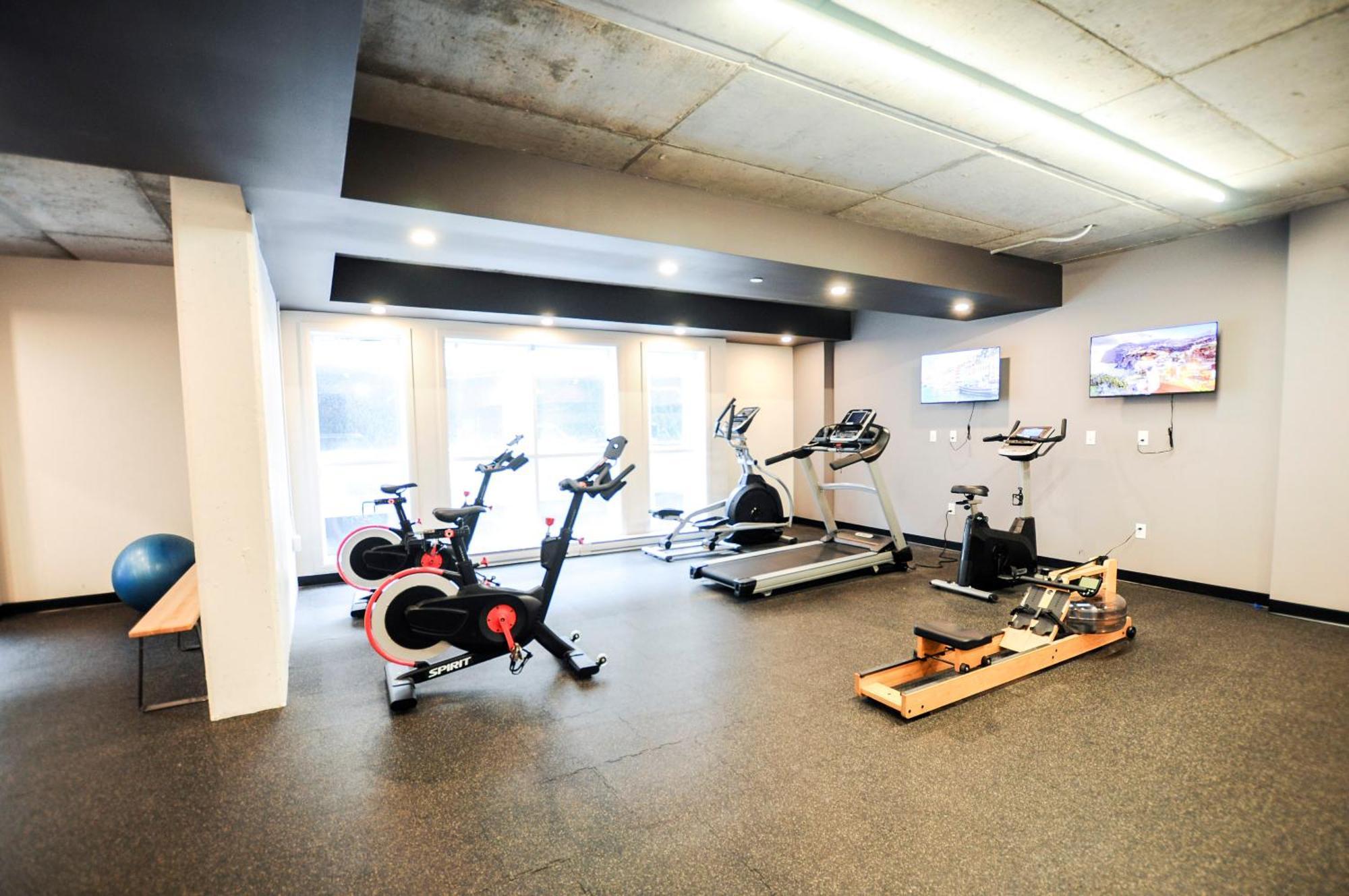 Le Rustique, Chic En Ville, Bbq/ Piscine Quebeque Exterior foto